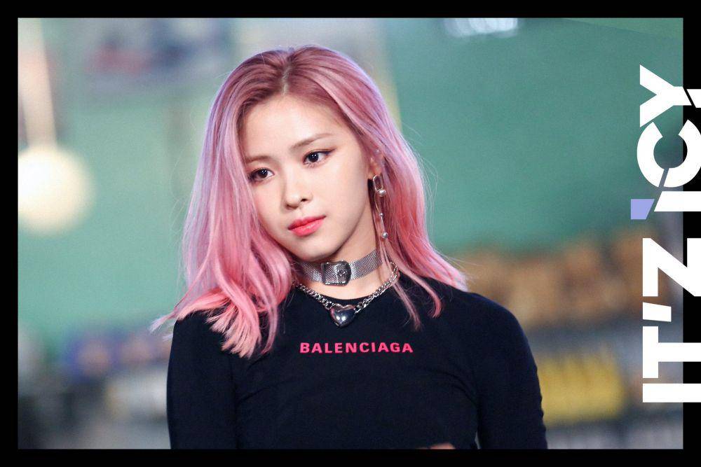 twitter.com/ITZYofficial