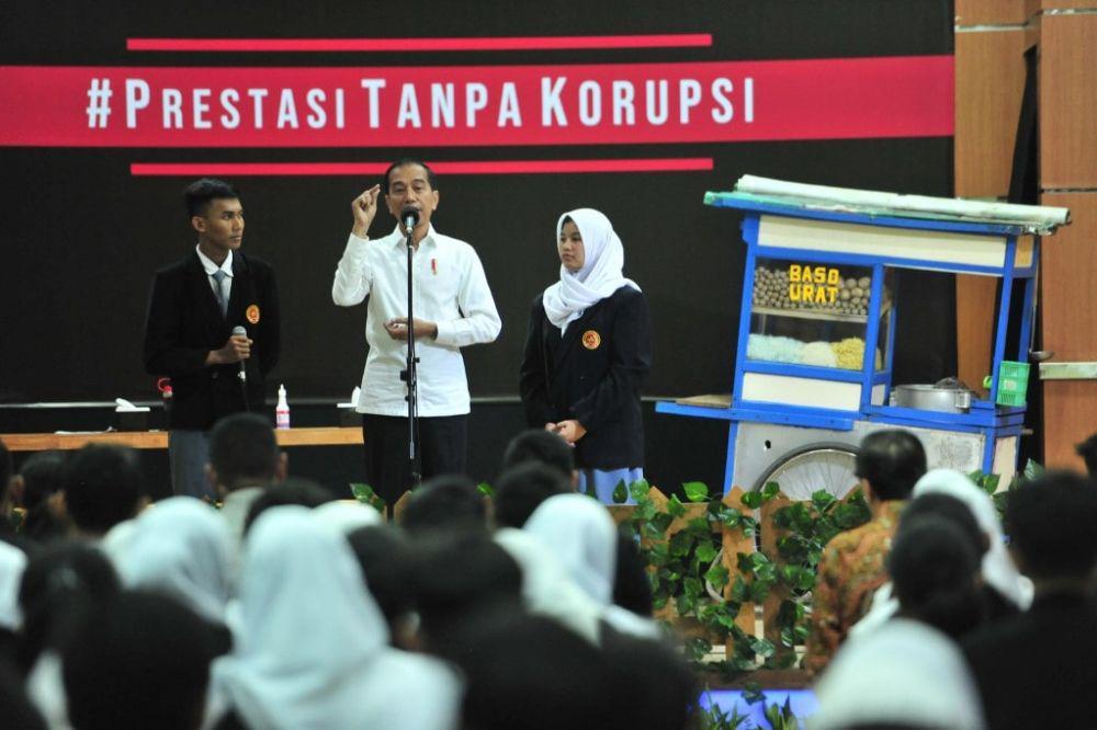 istimewa