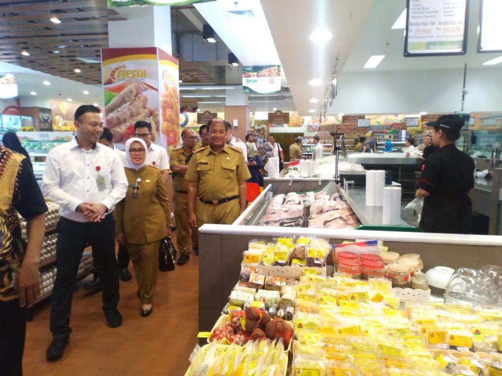 Jelang Nataru, Harga Kebutuhan Pokok di Jabar Terpantau Stabil