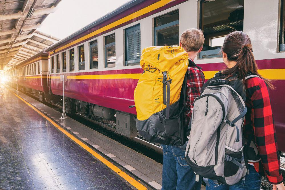Anti Mainstream, Yuk Traveling dengan 7 Kereta Tercepat di Dunia Ini