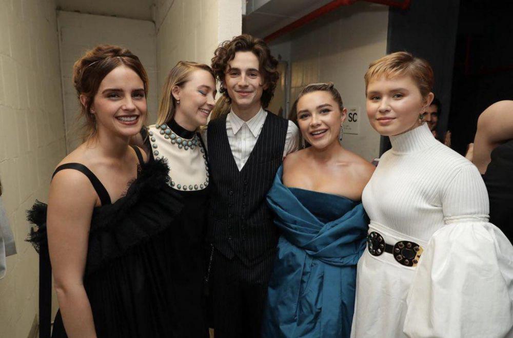 10 Potret Elegan Timothee Chalamet dalam Premier Film 'Little Women'
