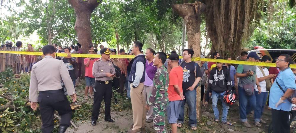 Tempat pohon tumbang diterjang angin yang membuat seorang mahasiswa meninggal. Dok.IDN Times/Istimewa
