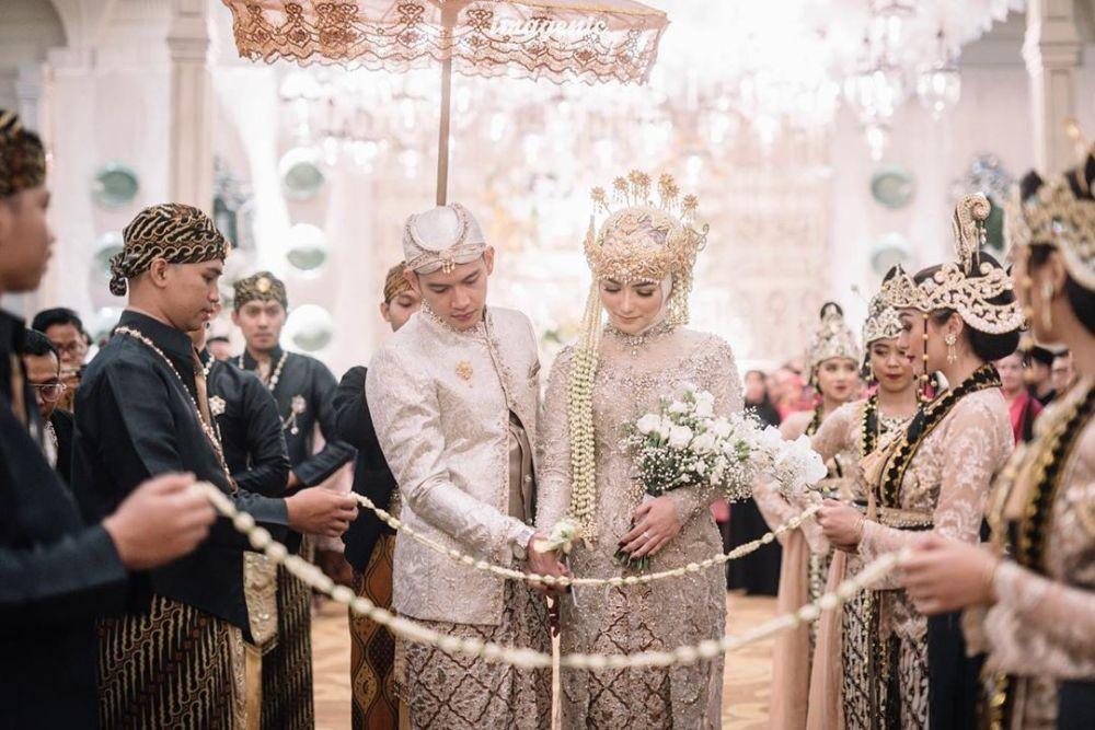 7 Pertanyaan Sederhana yang Diucapkan Cowok Saat Ingin Serius denganmu