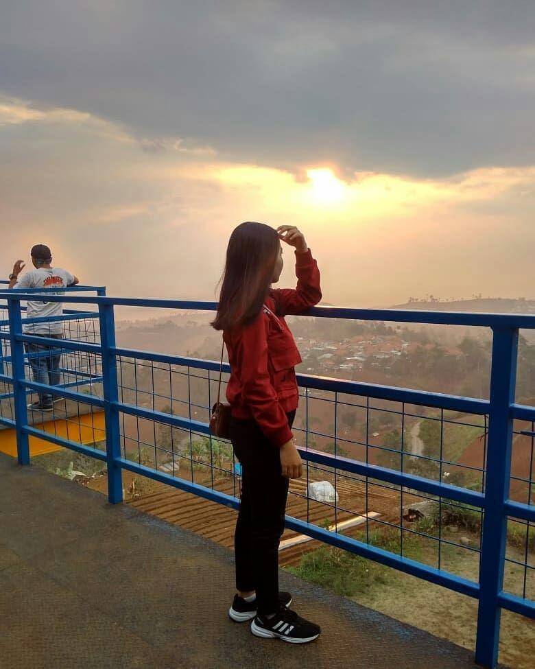 instagram.com/inidahlia29