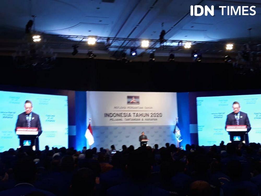 Ketua Umum Partai Demokrat Susilo Bambang Yudhoyono (SBY) saat pidato refleksi akhir tahun di JCC, Senayan, Rabu malam (11/12). (IDN Times/Fitang Budhi Aditya)