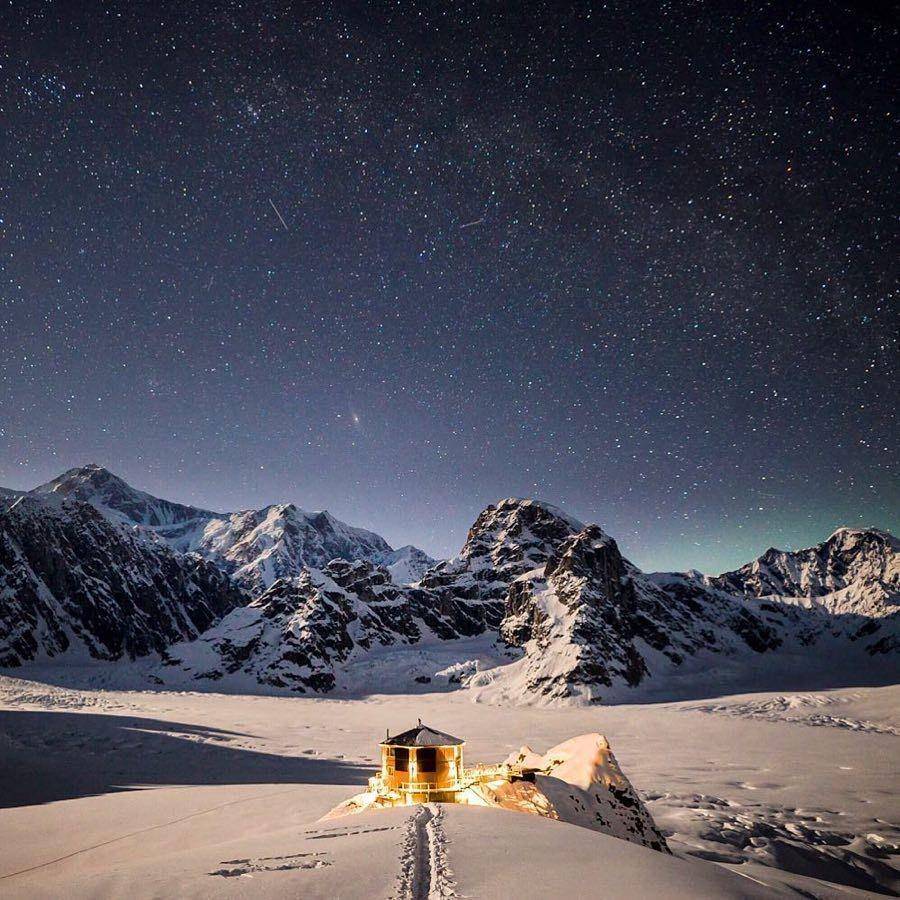 instagram.com/chrisburkard