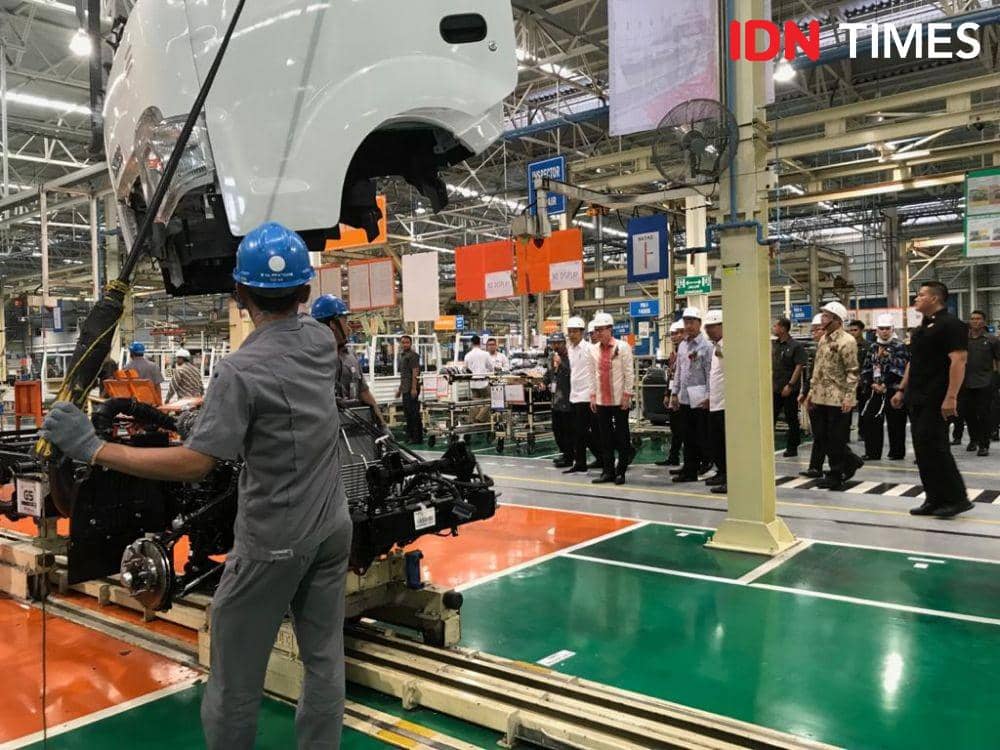 Pick Up Premium Isuzu Traga yang akan diekspor (IDN Times/Teatrika Handiko Putri)