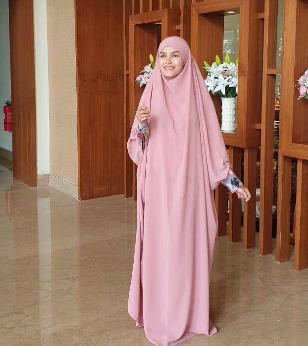 Instagram.com/nadya_almira