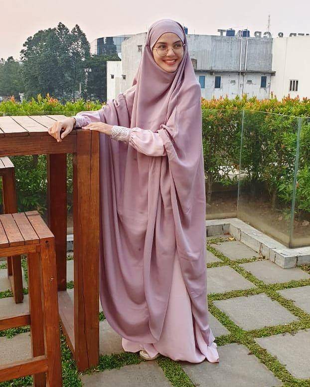 Instagram.com/nadya_almira