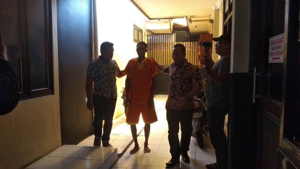 Tersangka pelaku pencurian gabah. IDN Times/Imron