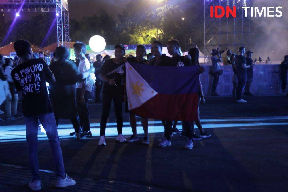 Pengunjung di Djakarta Warehouse Project 2019, di Jiexpo, (13/12). IDN Times/Erfah Nanda