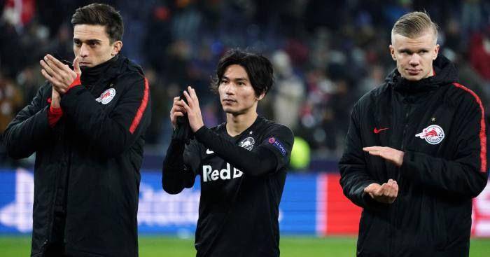Takumi Minamino bersama rekan setimnya, Erling Braut Haaland. football365.com