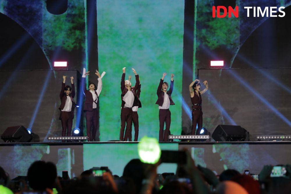 NCT Dream dalam acara TRANSMEDIA Boom 18 di Trans Studio Cibubur. 14 Desember 2019. IDN Times/Nadia Umara