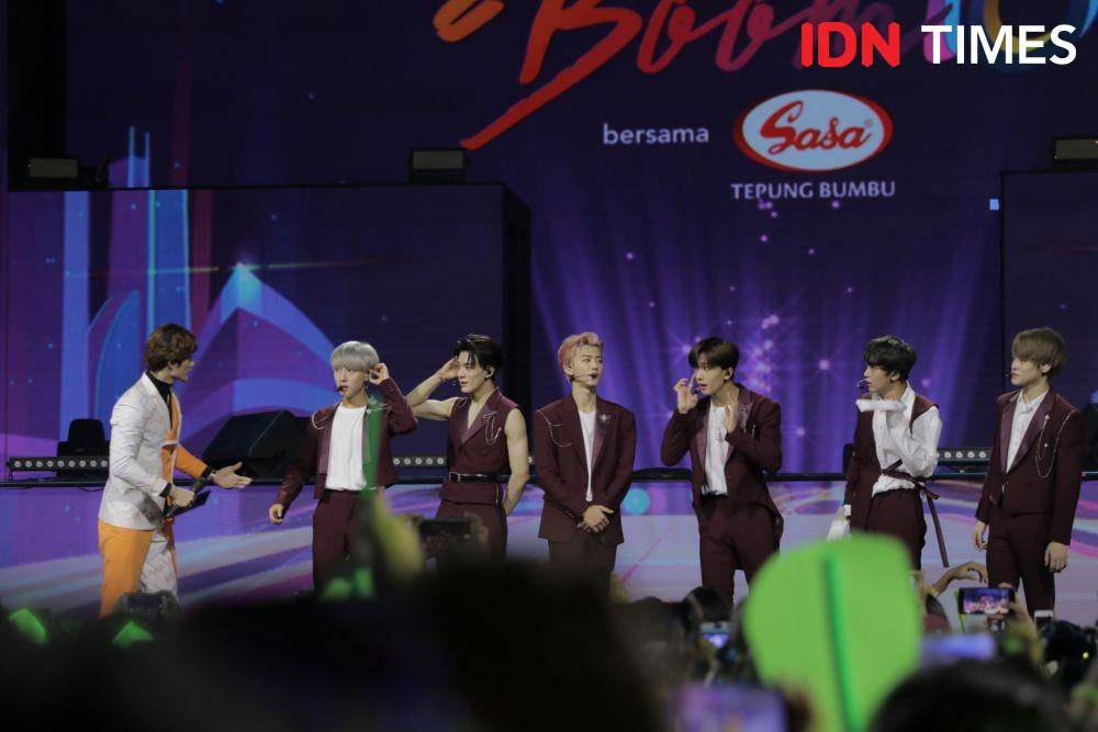 NCT Dream dalam acara TRANSMEDIA Boom 18 di Trans Studio Cibubur. 14 Desember 2019. IDN Times/Nadia Umara