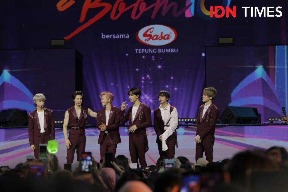 NCT Dream dalam acara TRANSMEDIA Boom 18 di Trans Studio Cibubur. 14 Desember 2019. IDN Times/Nadia Umara