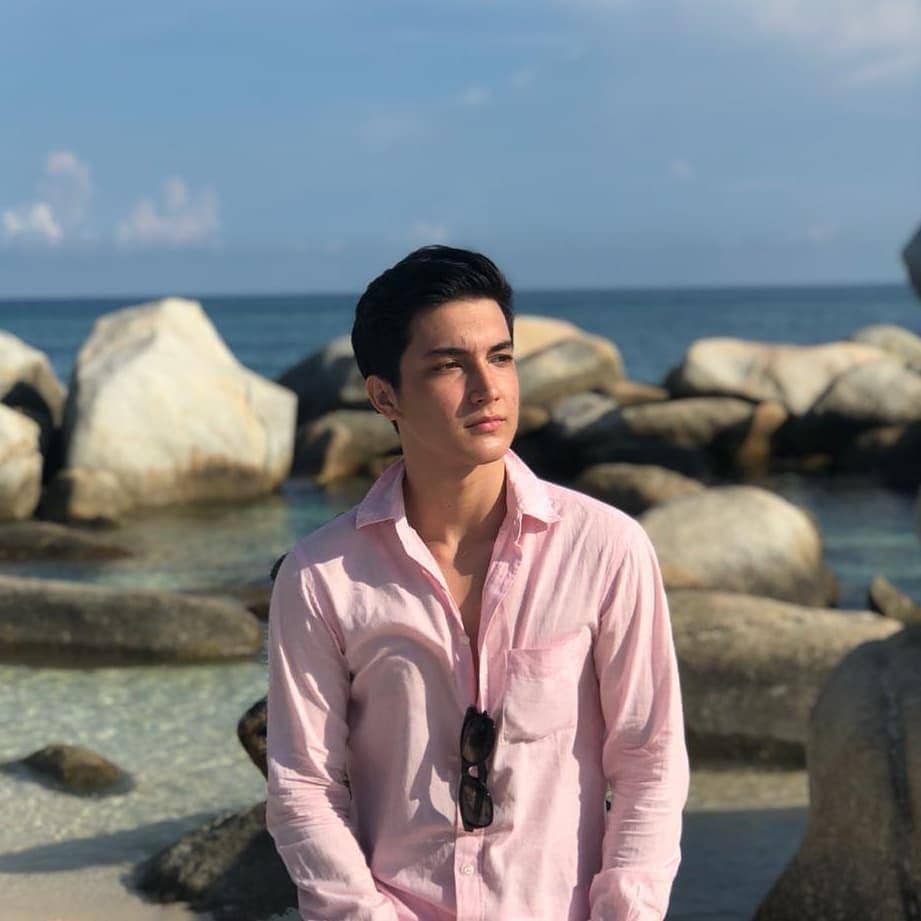 Instagram.com/juniorrobertss