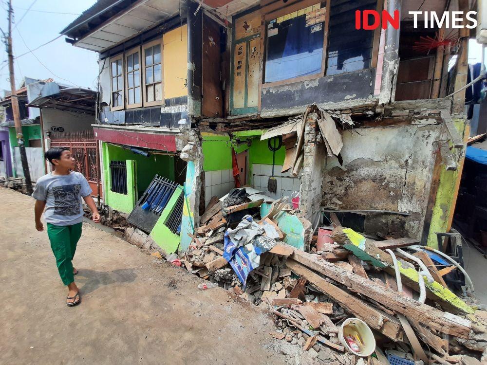 Pemilik Rumah Roboh di Matraman Mengadu ke Anggota DPRD DKI