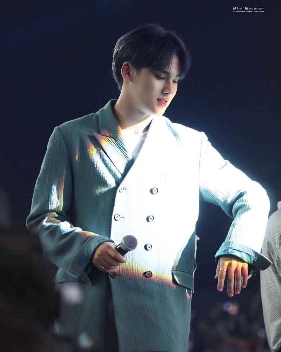 Instagram.com/mingyuuniverse