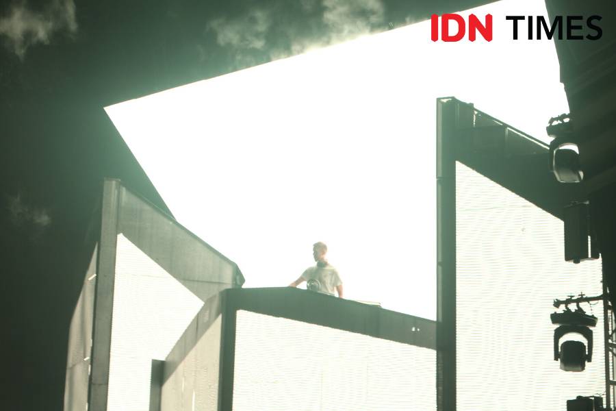 Penampilan spektakuler Calvin Harris di DWP 2019. 15 Desember 2019. IDN Times/Klara Livia