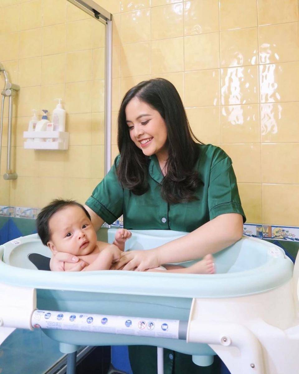 instagram.com/tasyakamila