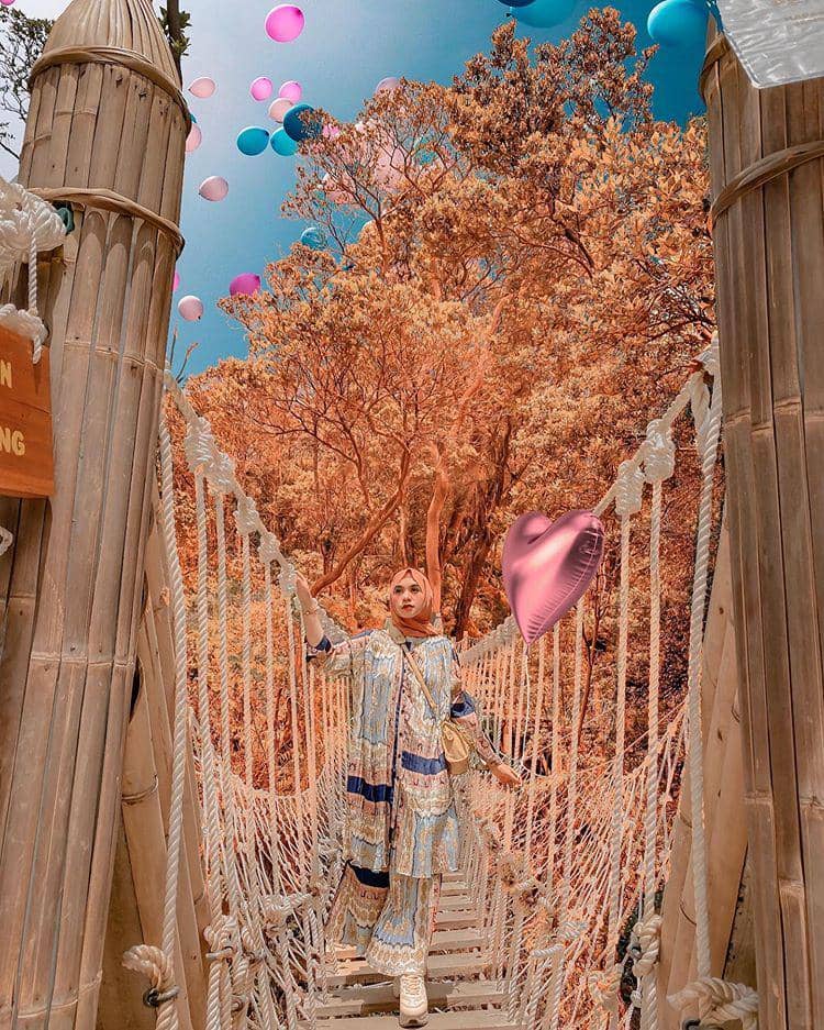 instagram.com/nabilazirus