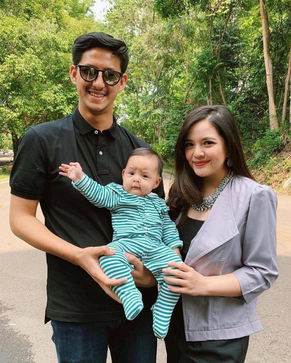 instagram.com/tasyakamila