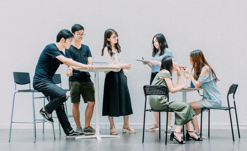 Tepok Jidat! Ini 5 Profesi Nyeleneh Pelajar Untuk Tambah Uang Jajan