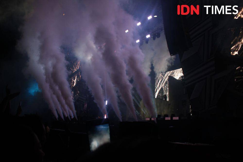 Penampilan spektakuler Calvin Harris di DWP 2019. 15 Desember 2019. IDN Times/Klara Livia