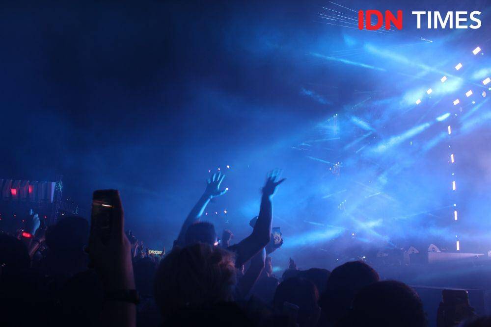 Penampilan spektakuler Calvin Harris di DWP 2019. 15 Desember 2019. IDN Times/Klara Livia