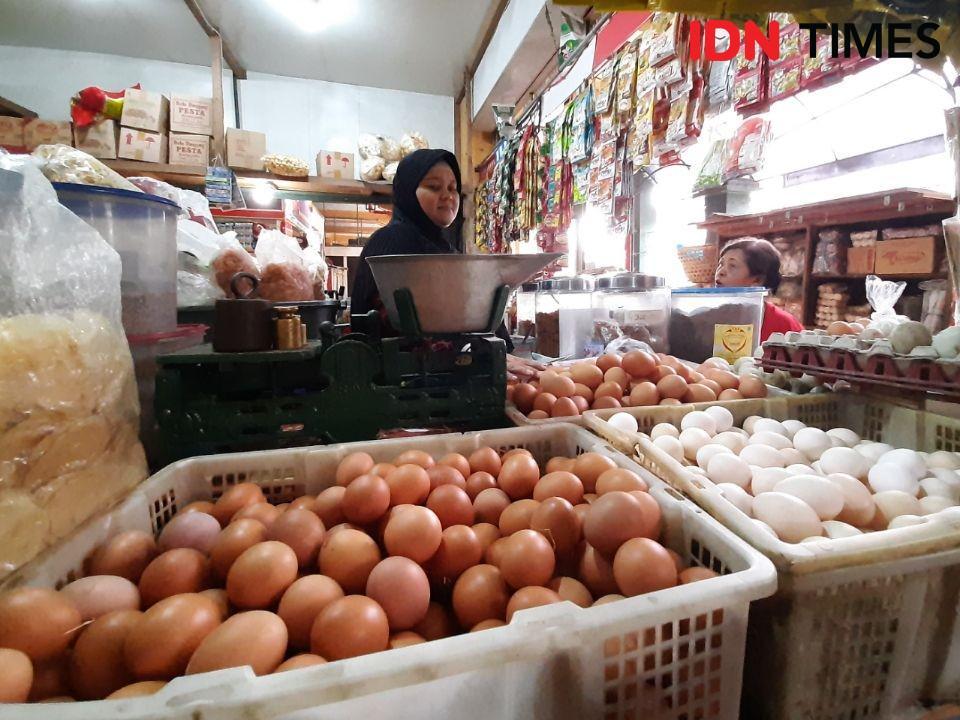Jelang Natal, Harga Telur Ayam Melonjak Capai Rp26.000