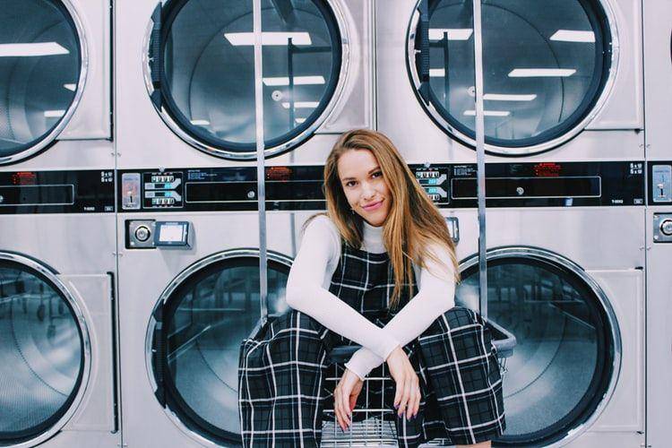 ilustrasi usaha laundry (unsplash.com/kmpixley)