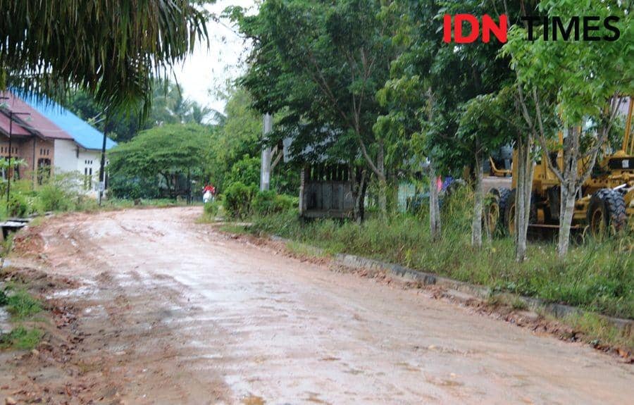 Salah satu jalan usaha tani salah satu desa yang dikerjakan oleh UPT-PU Kecamatan di PPU beberapa tahun lalu (IDN Times/Ervan)