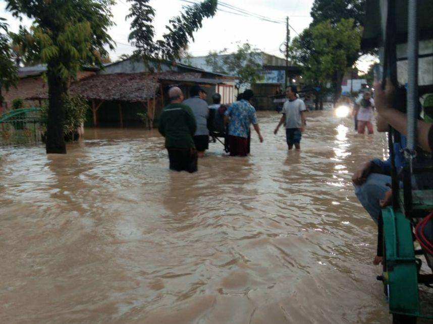 Banjir melanda Kota Tebing Tinggi, Senin (16/12) (Istimewa)