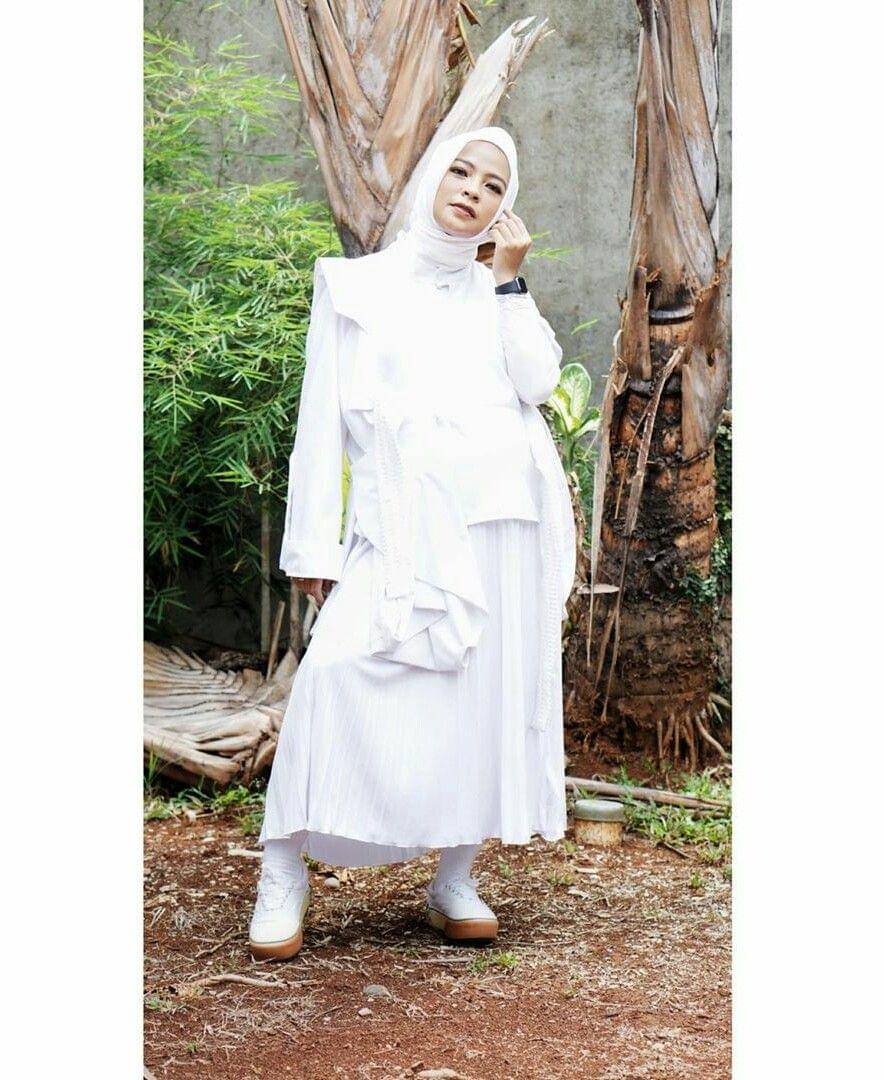 Instagram.com/tantrisyalindri