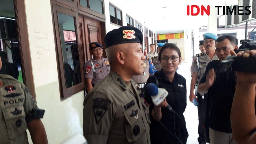 Kabid Kesjas Brimob Kombes Pol Djarot Wibowo saat berada di RS Bhayangkara Polda Jatim, Selasa (17/12). IDN Times/Ardiansyah Fajar