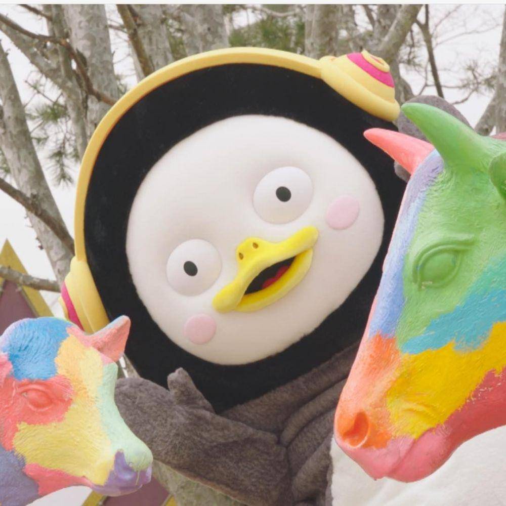 instagram.com/giantpengsoo