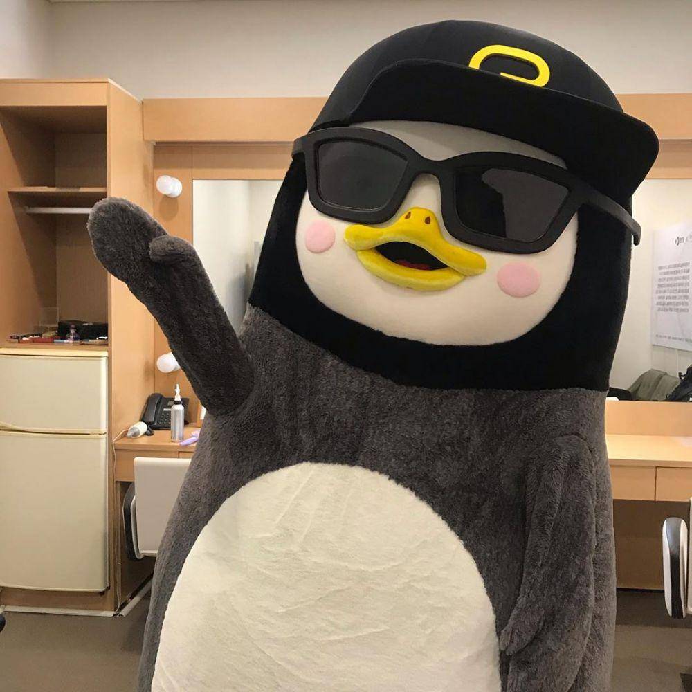 instagram.com/giantpengsoo