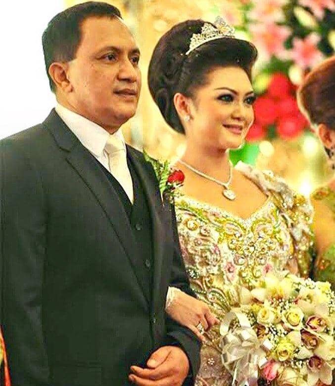 instagram.com/bellasaphiraofficial