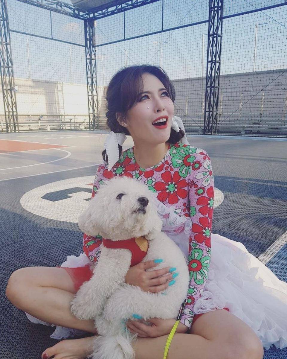 instagram.com/hyunah_aa