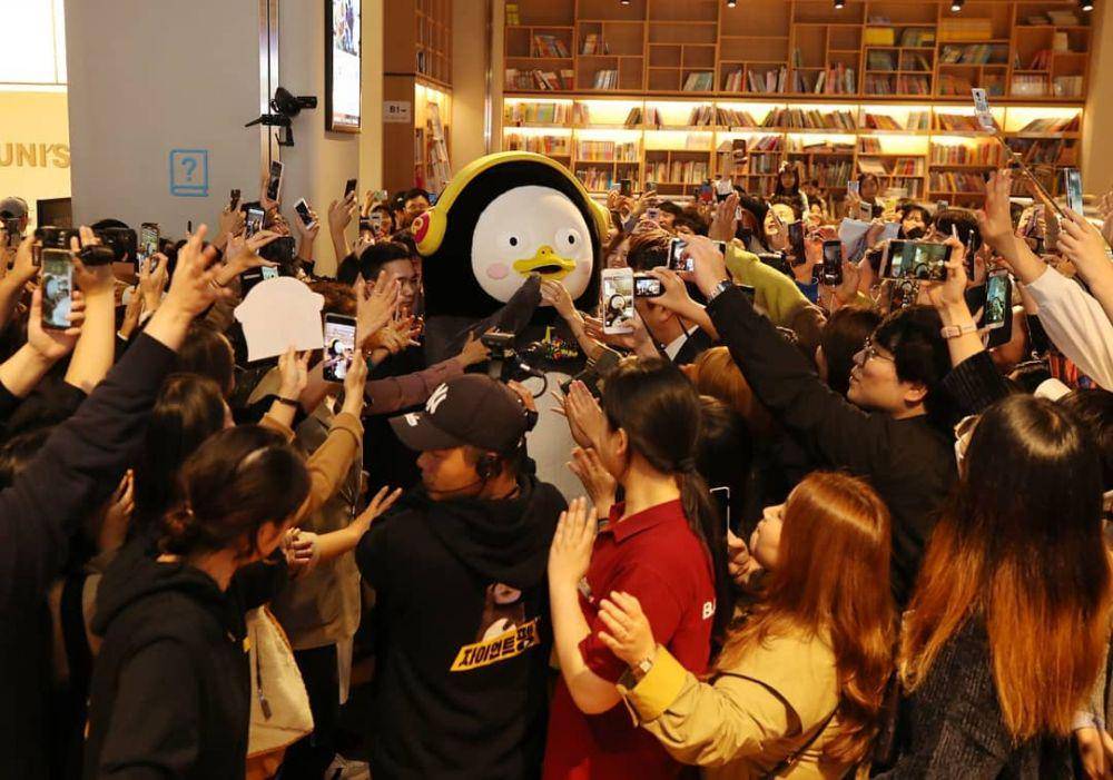 instagram.com/giantpengsoo