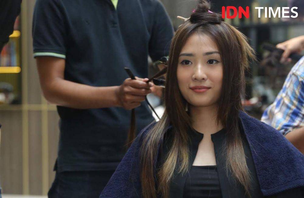 Beautician & Owner H’VAR Hair di Bekasi. 17 Desember 2019. IDN Times/Syarifah Noer Aulia