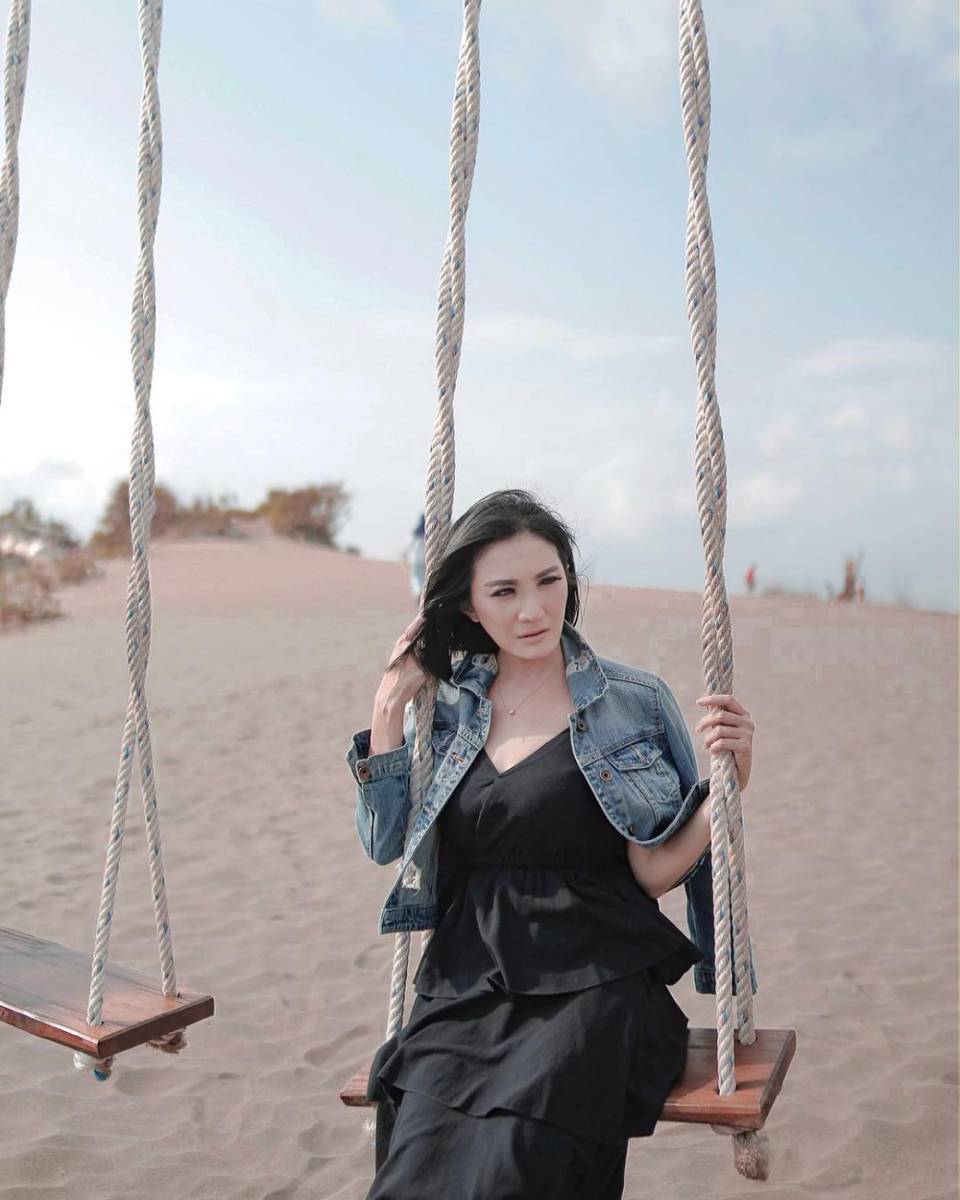 Instagram.com/kikiamaliaworld