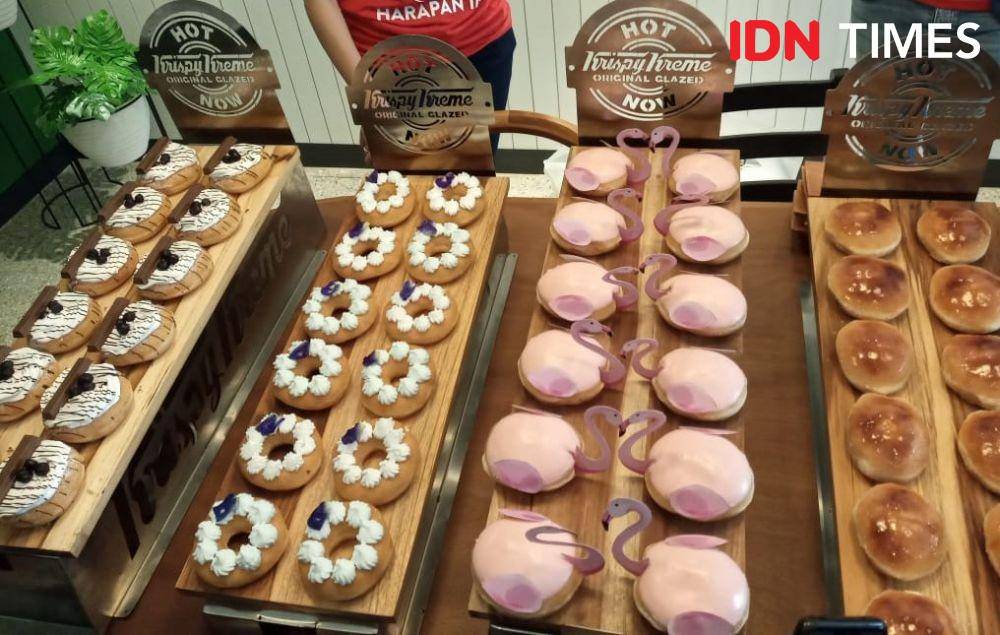 Menu-menu donat di Factory Store Krispy Kreme Bekasi. IDN Times/Dhiya Awlia A