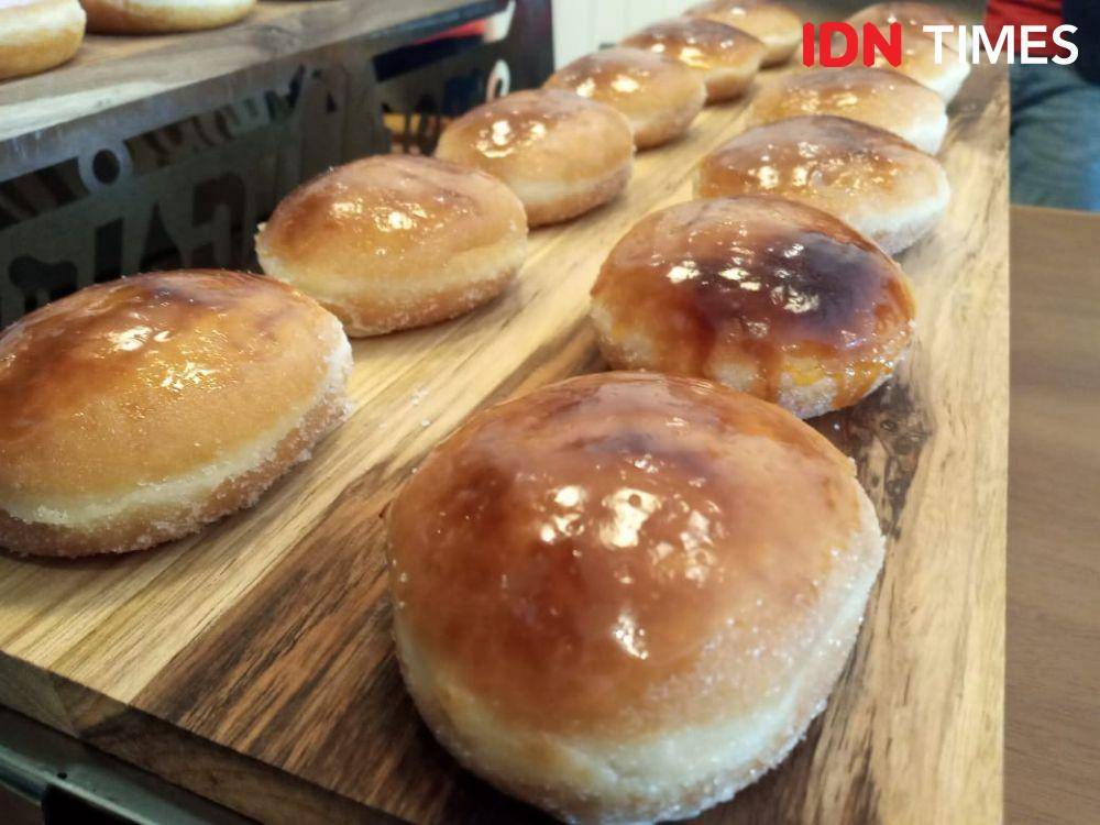 Donat di Factory Store Krispy Kreme di Bekasi. IDN Times/Dhiya Awlia A