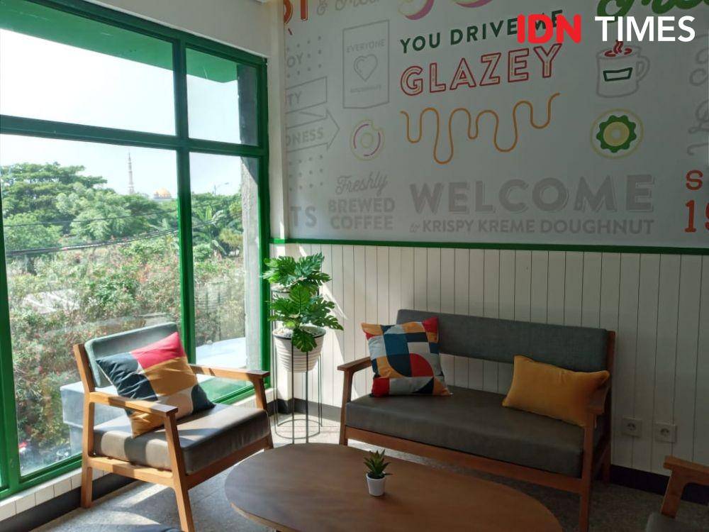Factory Store Krispy Kreme di Bekasi. IDN Times/Dhiya Awlia A