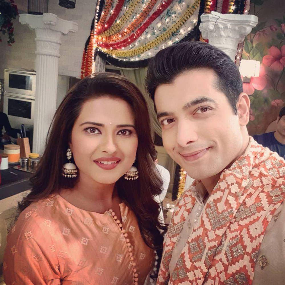 Instagram/ itsmekratika