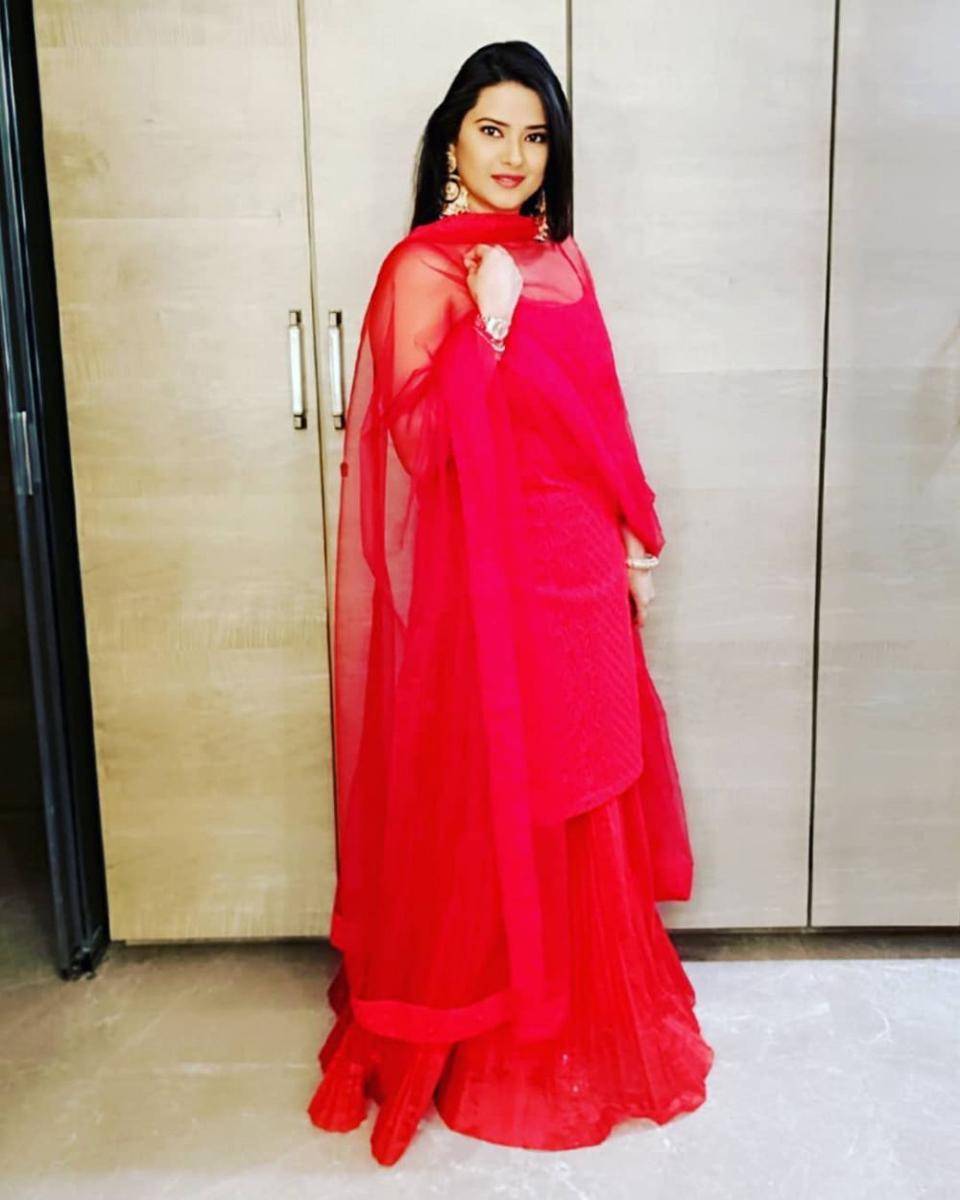 Instagram/ itsmekratika