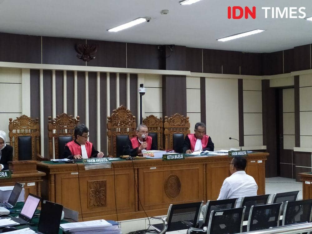 Dicecar Soal Cicilan Mobil Tamzil, Jawaban Agus Kroto Buat Hakim Emosi