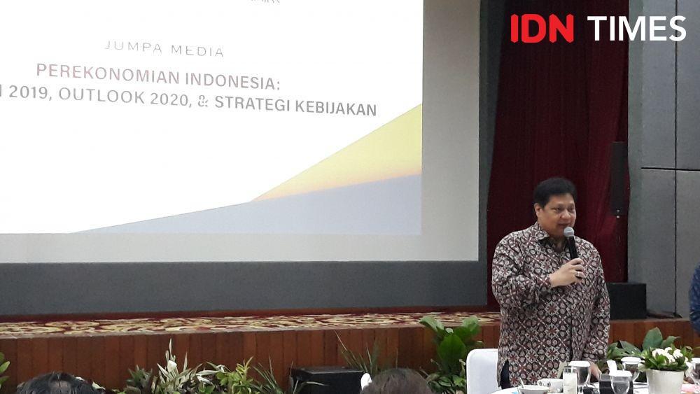 Menko Perekonomian Airlangga Hartarto sedang memberikan keterangan pers. (IDN Times/Indiana Malia)