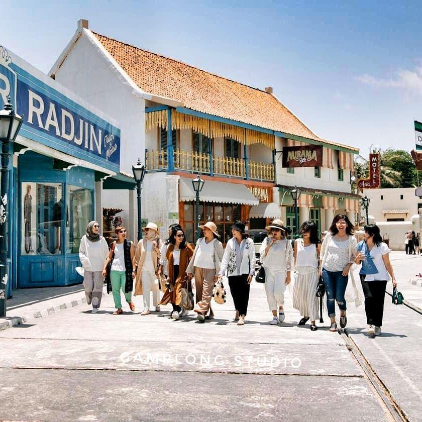 Mini Hollywood Indonesia, 9 Potret Gamplong Studio yang Kece Abis